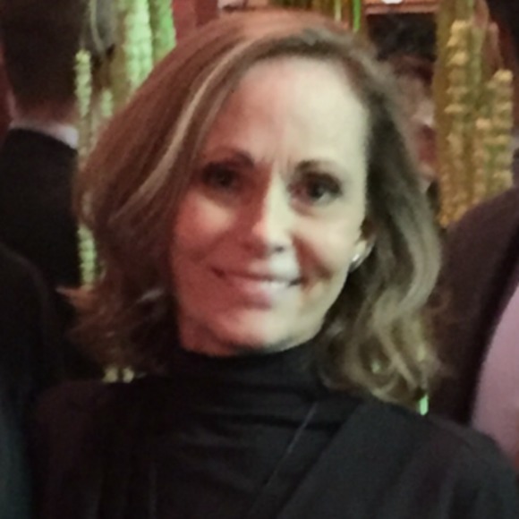 Meet your Posher, Cee - Picture 1 of 1